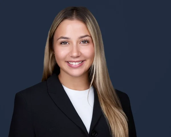 Professional real estate headshot example 3 - Wayne photography by Images by IBA