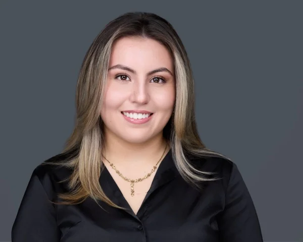 Professional real estate headshot example 5 - Wayne photography by Images by IBA